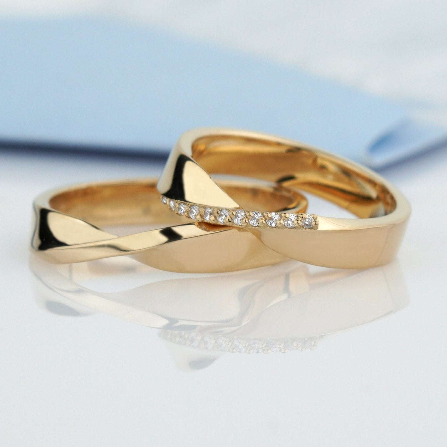 Mobius wedding bands