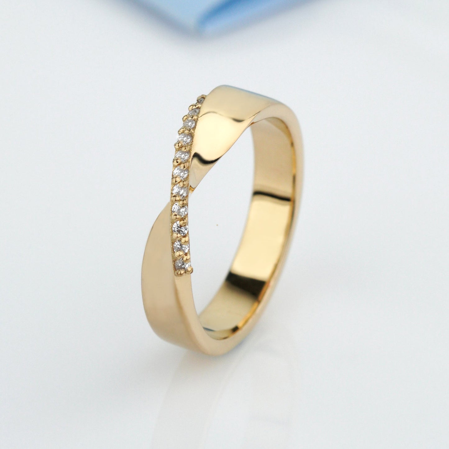 Mobius wedding bands