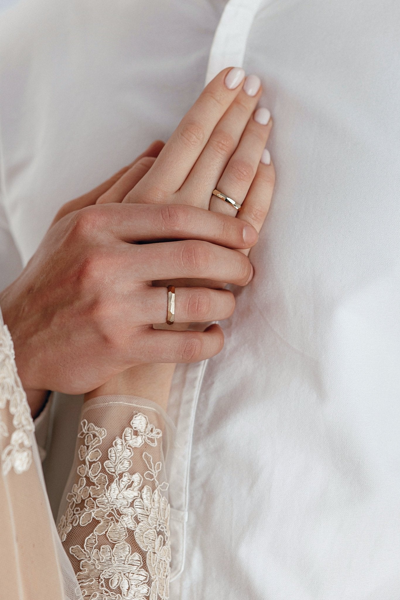 Couple wedding rings with faceted surface - couple rings - couple rings set - couple wedding bands - escorialjewelry