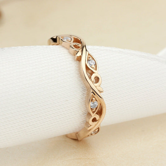 Dainity floral band - 14k gold band - 14k gold ring - boho - escorialjewelry