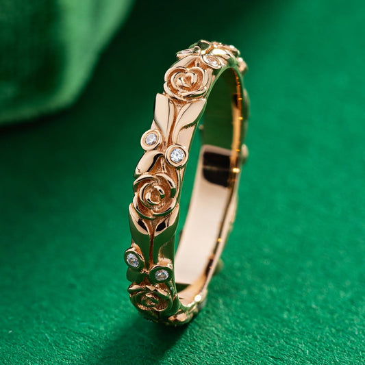 Dainity ring with flowers - 14k gold band - 14k gold ring - boho - escorialjewelry