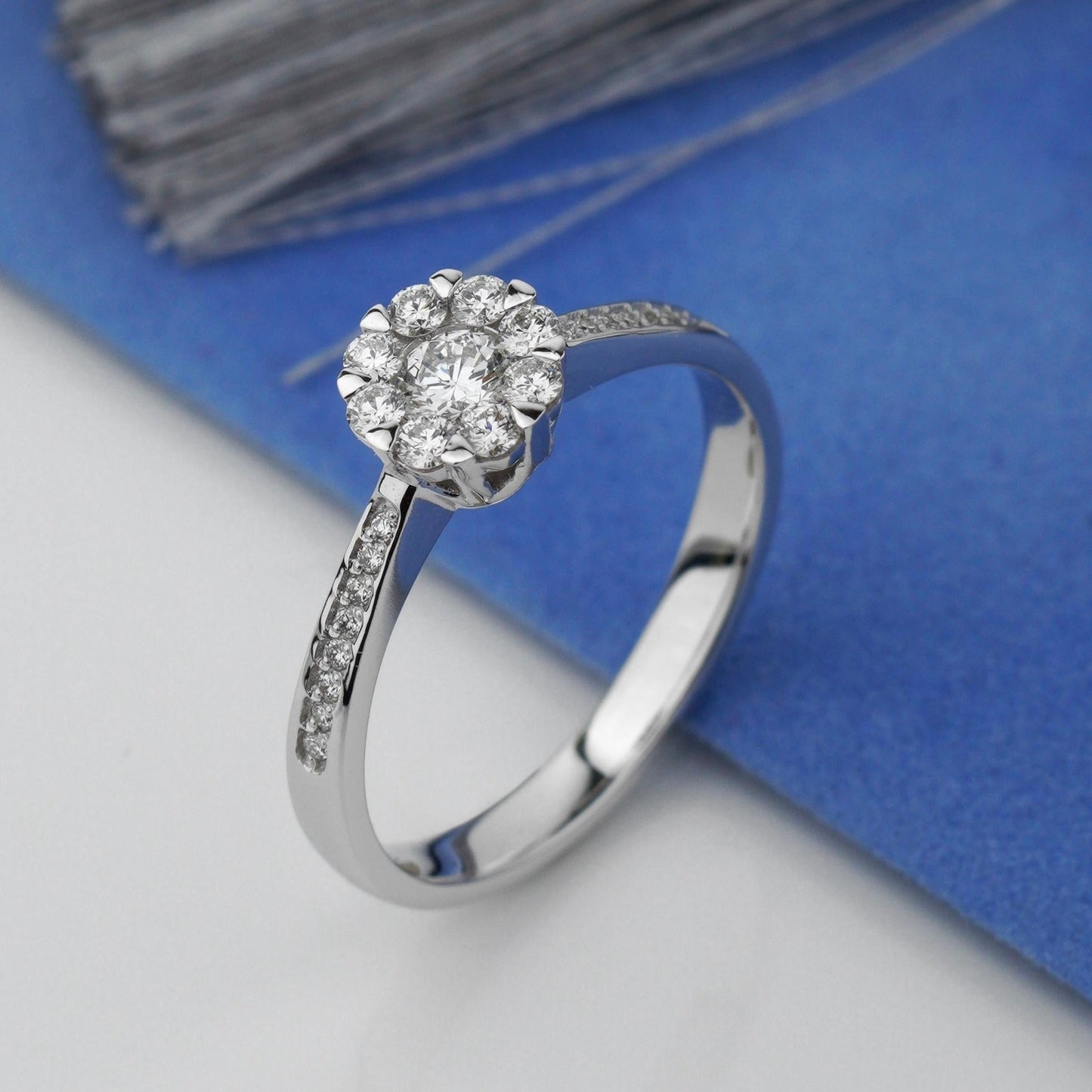 Engagement ring with diamonds - escorialjewelry