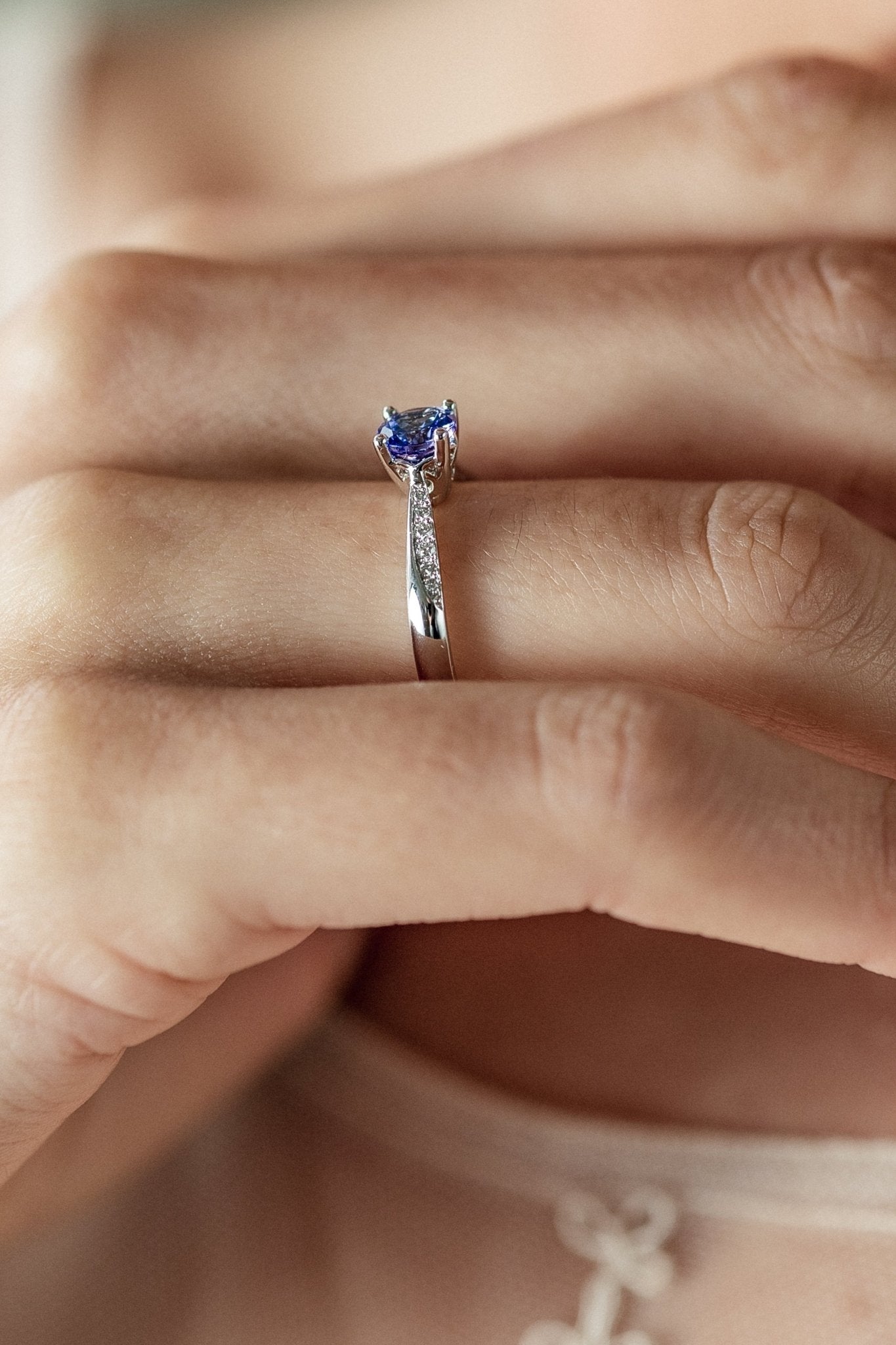 Engagement ring with tanzanite and diamonds - diamond engagement ring - diamond ring - engagement ring - escorialjewelry