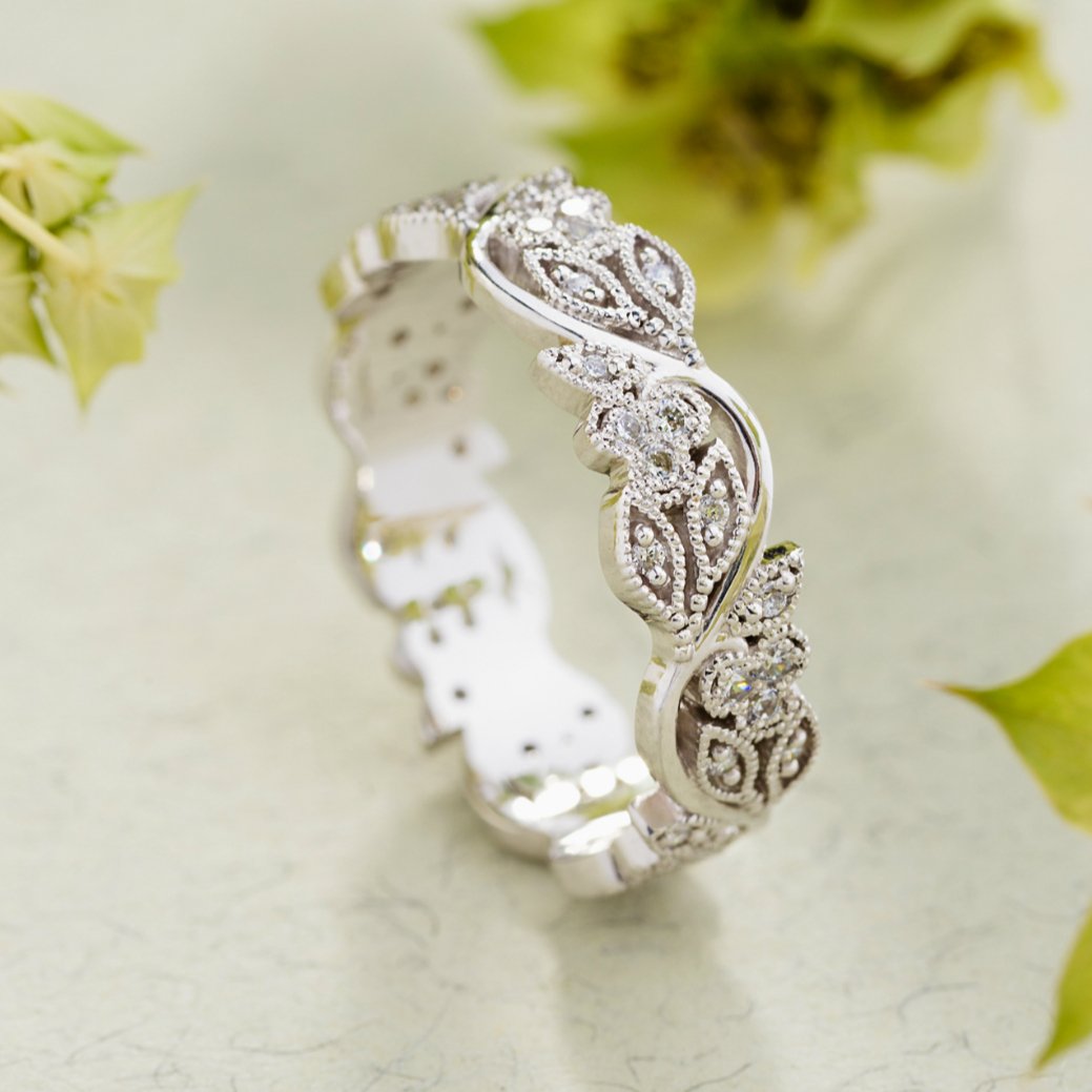 Floral wedding band - 14k gold band - 14k gold ring - boho - escorialjewelry