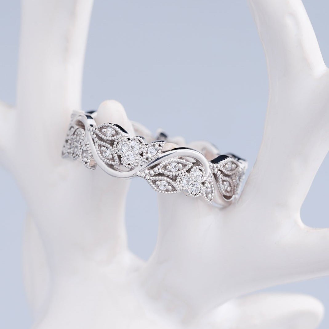 Floral wedding band - 14k gold band - 14k gold ring - boho - escorialjewelry