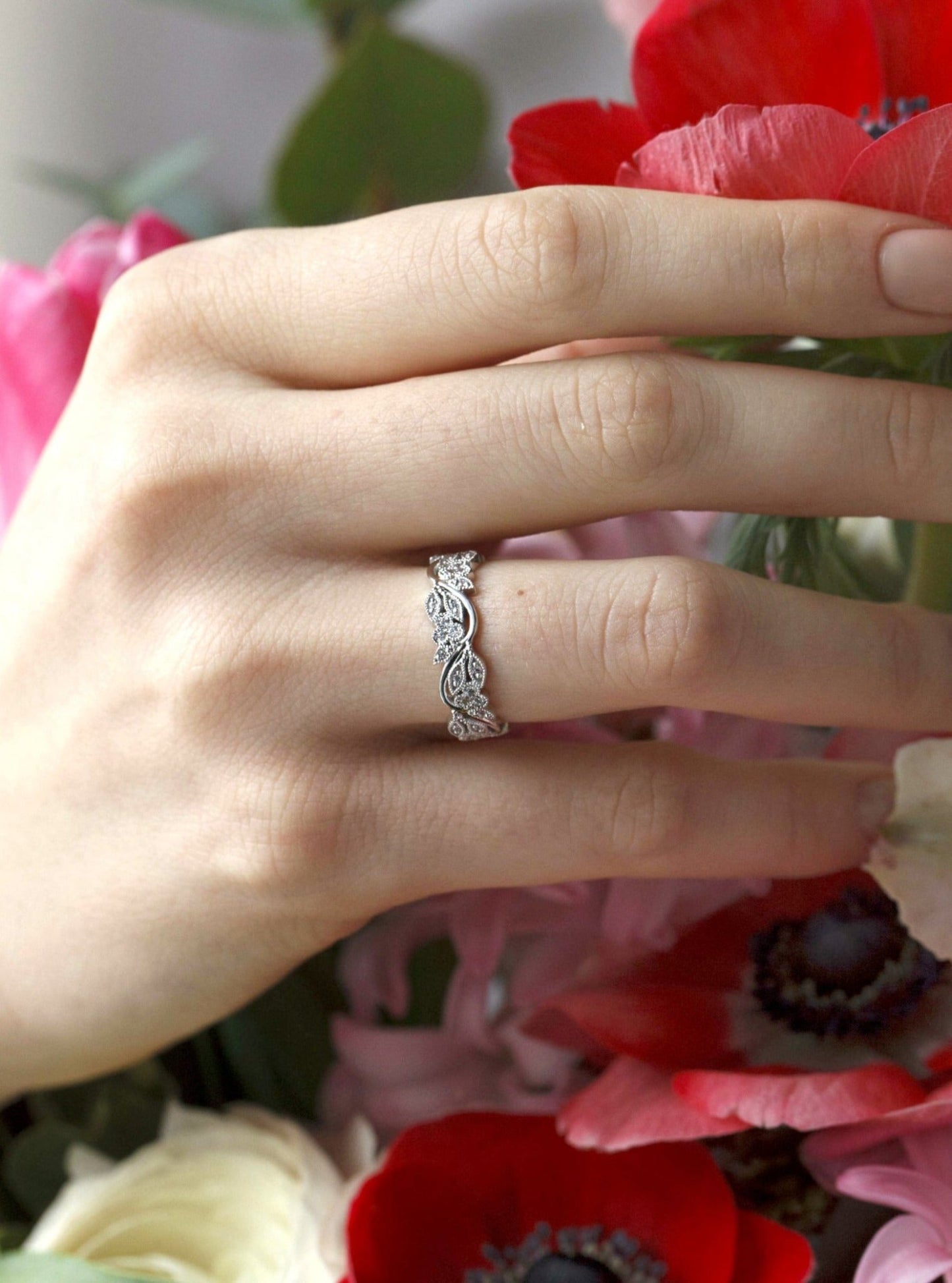 Floral wedding band - 14k gold band - 14k gold ring - boho - escorialjewelry