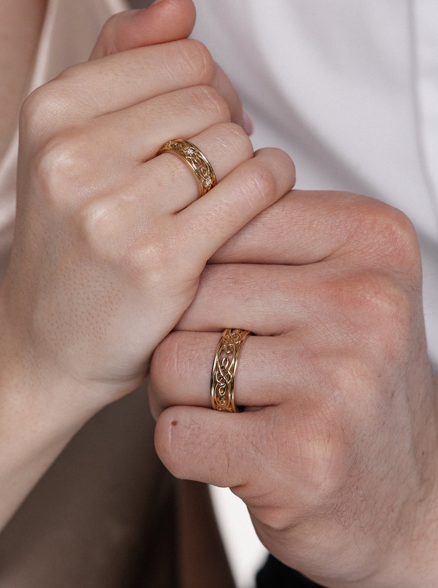 Love knot wedding rings - celtic wedding rings - couple rings - couple wedding bands - escorialjewelry