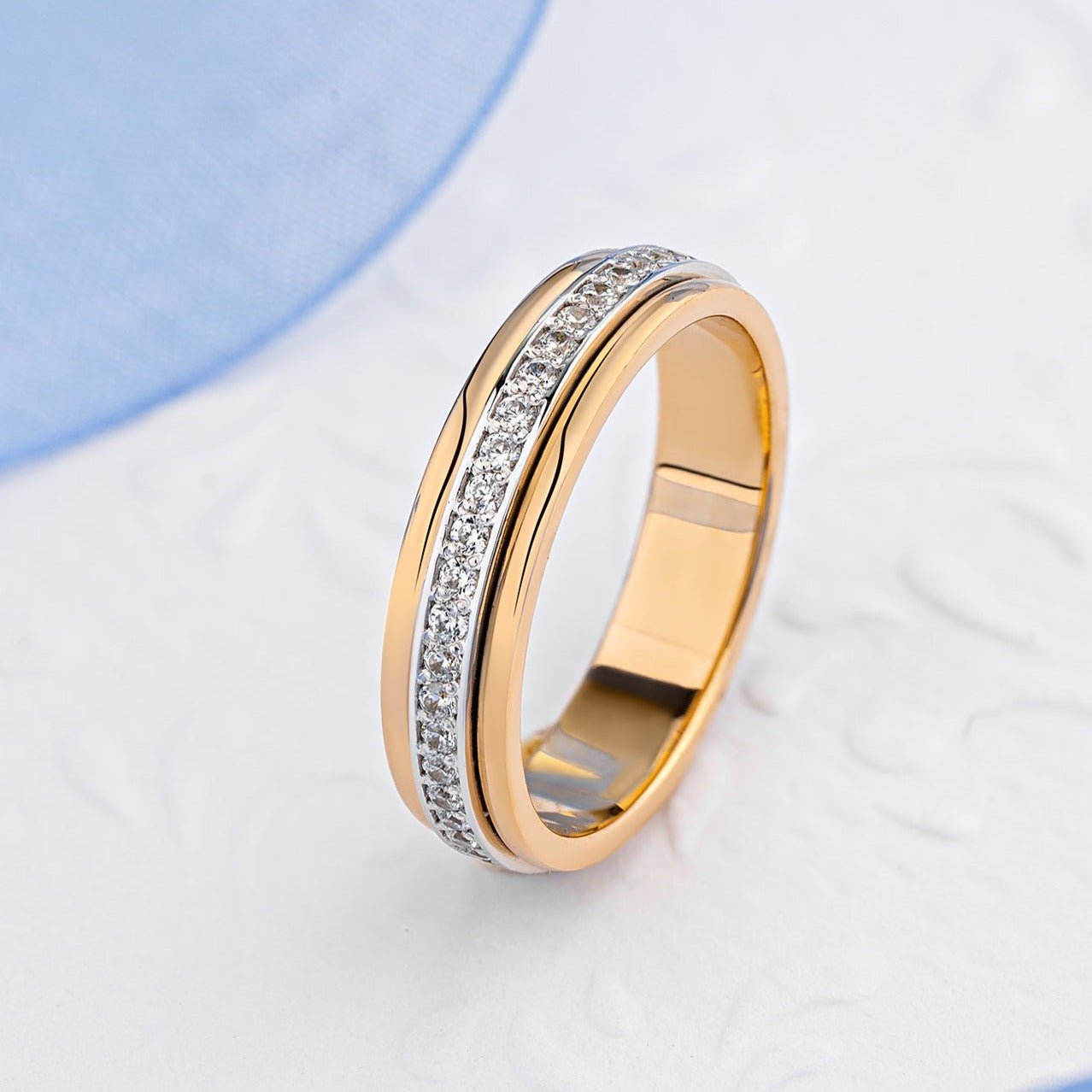 Matching wedding bands made of two colors of gold - couple rings - couple rings set - couple wedding bands - escorialjewelry