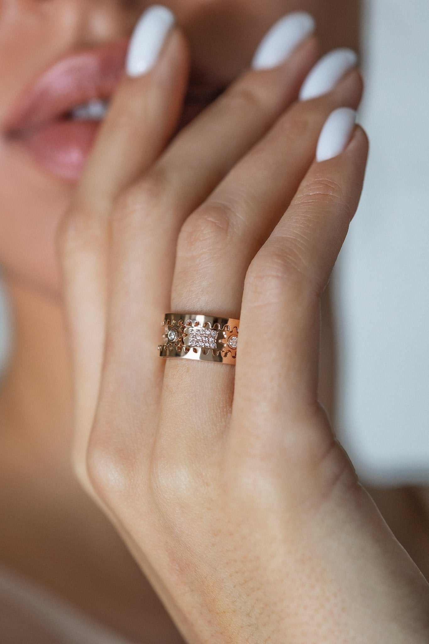 Unique gold spinner ring - 14k gold band - 14k gold ring - bridal ring - escorialjewelry