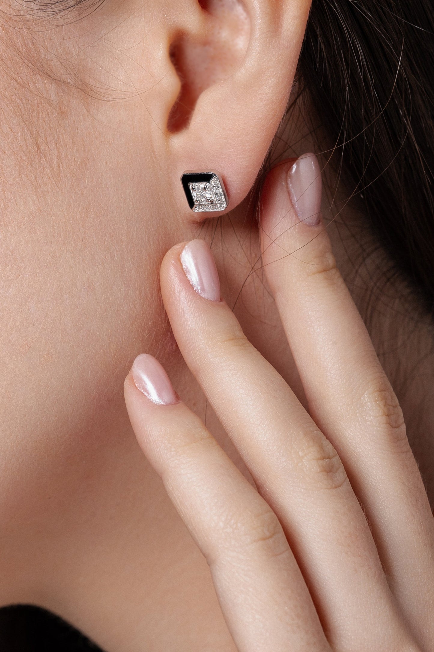 moissanite stud earrings