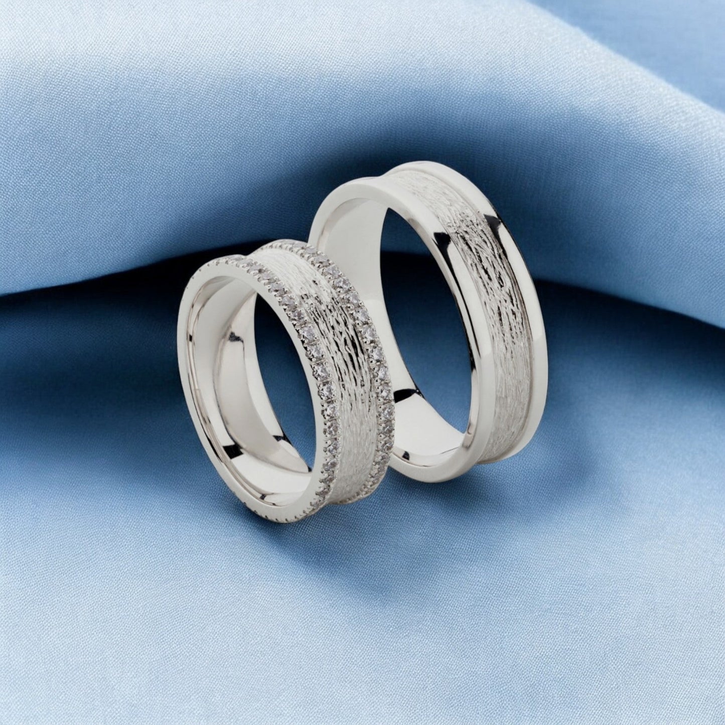 Wedding rings with texture and diamonds - couple rings - couple rings set - couple wedding bands - escorialjewelry
