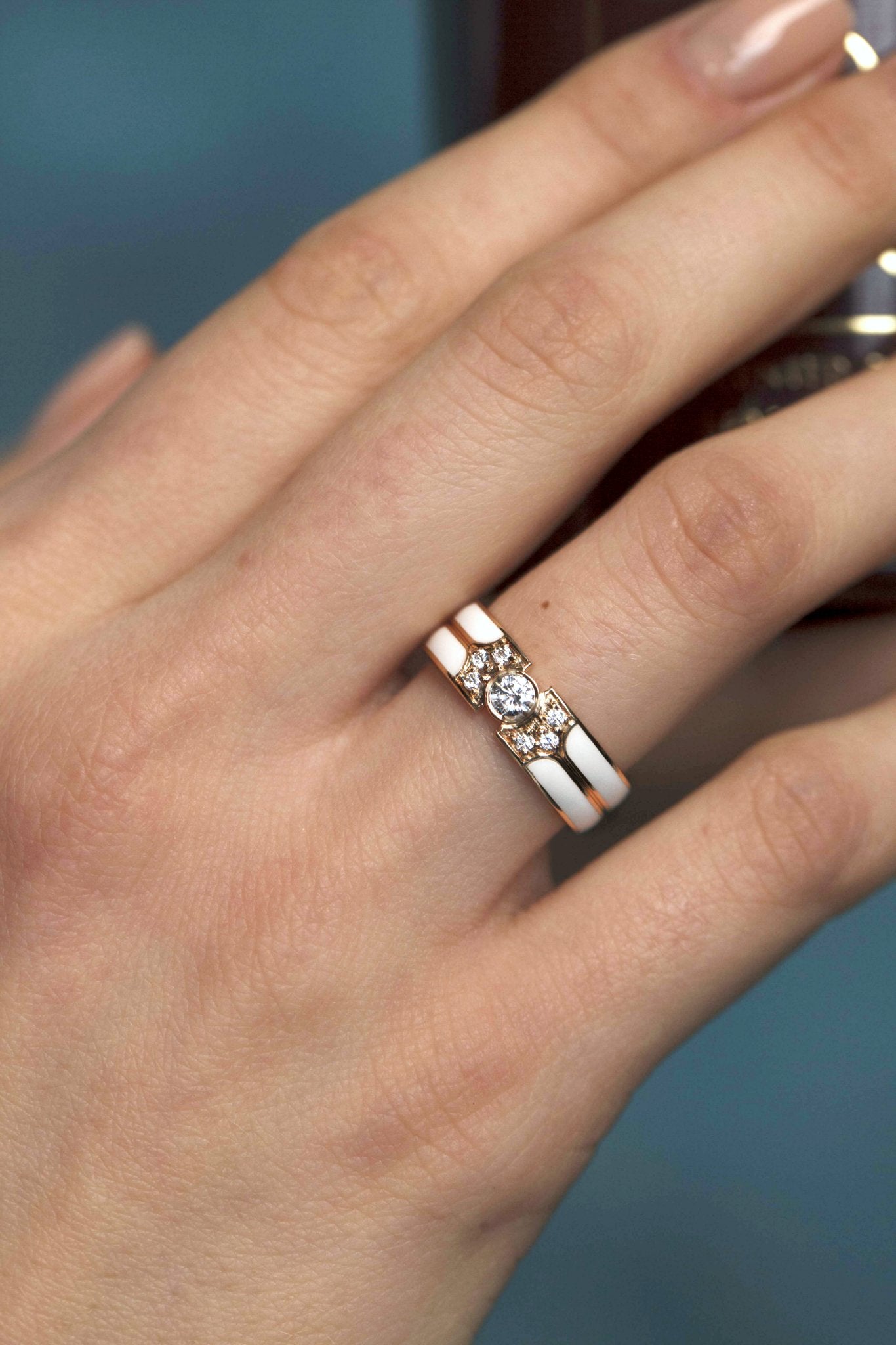 Wedding ringse set with enamel - black enamel band - classic diamond band - classic wedding bands - escorialjewelry