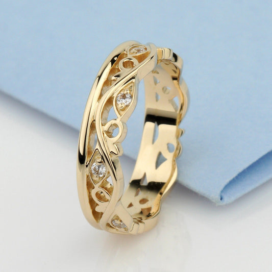 Women's floral wedding band - 14k gold band - 14k gold ring - boho - escorialjewelry