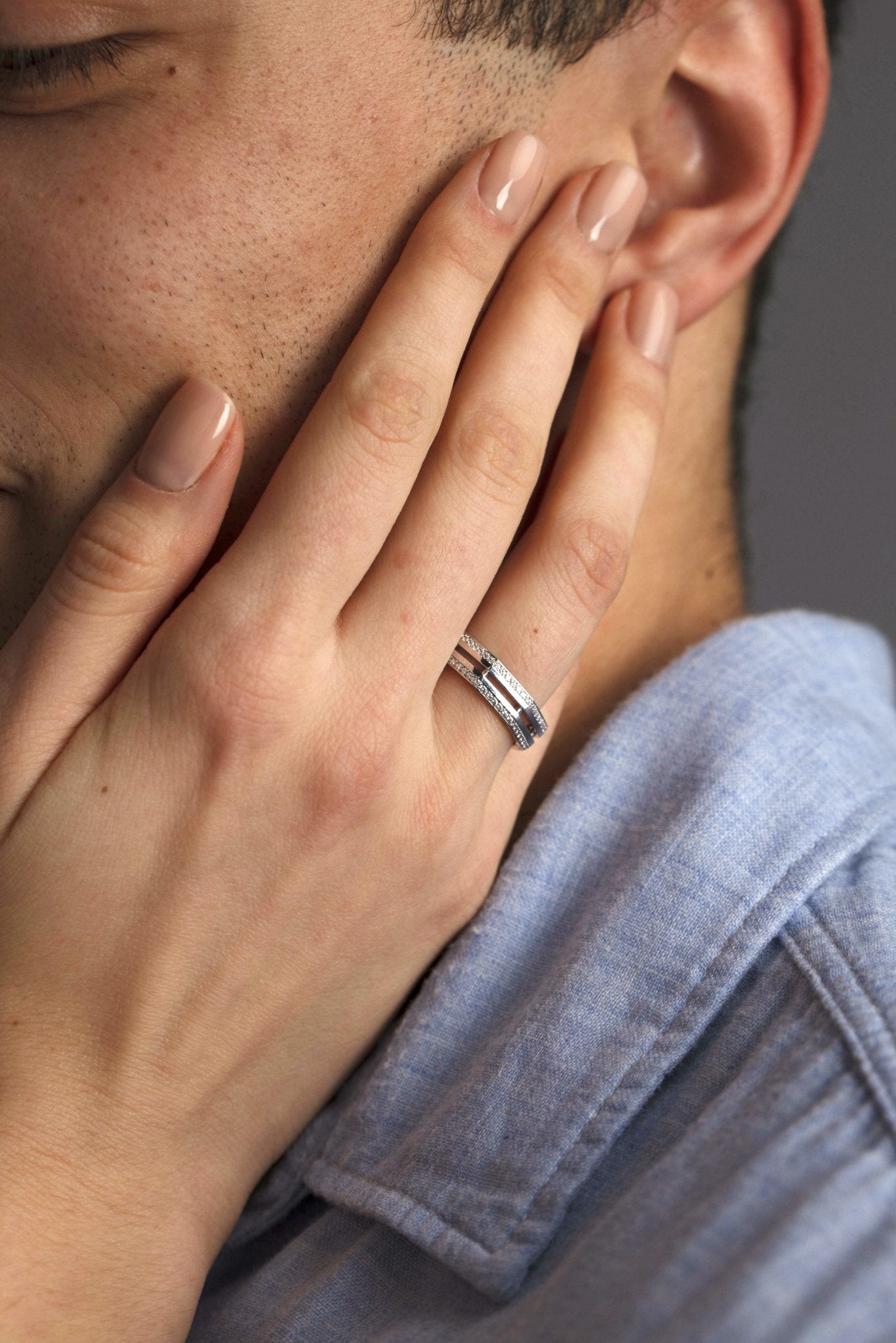 Women's gold band with unique design - 14k gold band - 14k gold ring - black diamond ring - escorialjewelry
