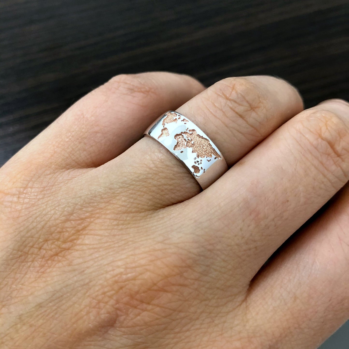 World map ring - 14k gold band - gold bands - gold rings - escorialjewelry