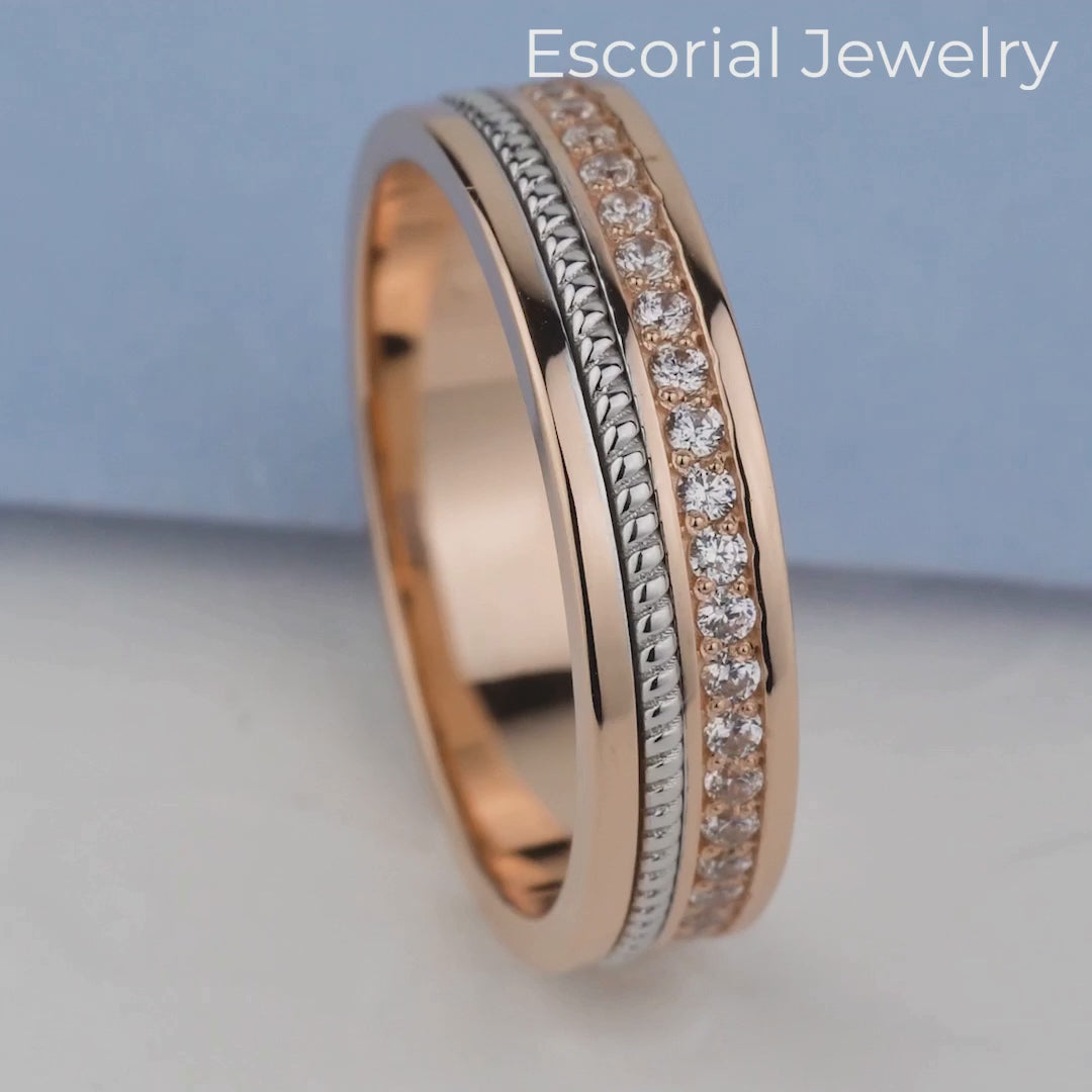Diamond women's gold band. Gold wedding ring for women. Unique wedding ring. Female wedding band. Diamond gold rings for women. Gold band. Moissanite wedding band. Rose gold wedding rings with diamonds