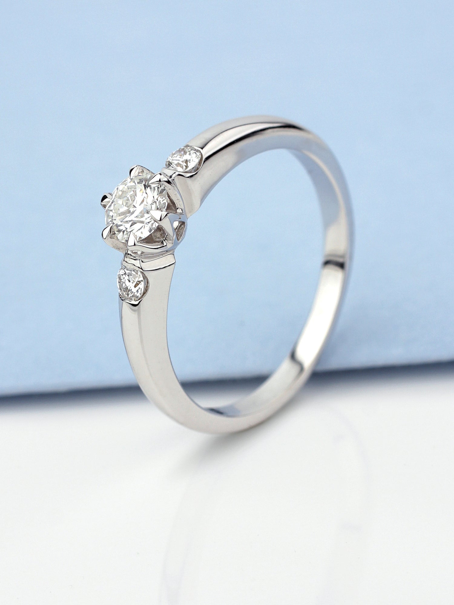 Engagement rings with diamonds and other precious stones