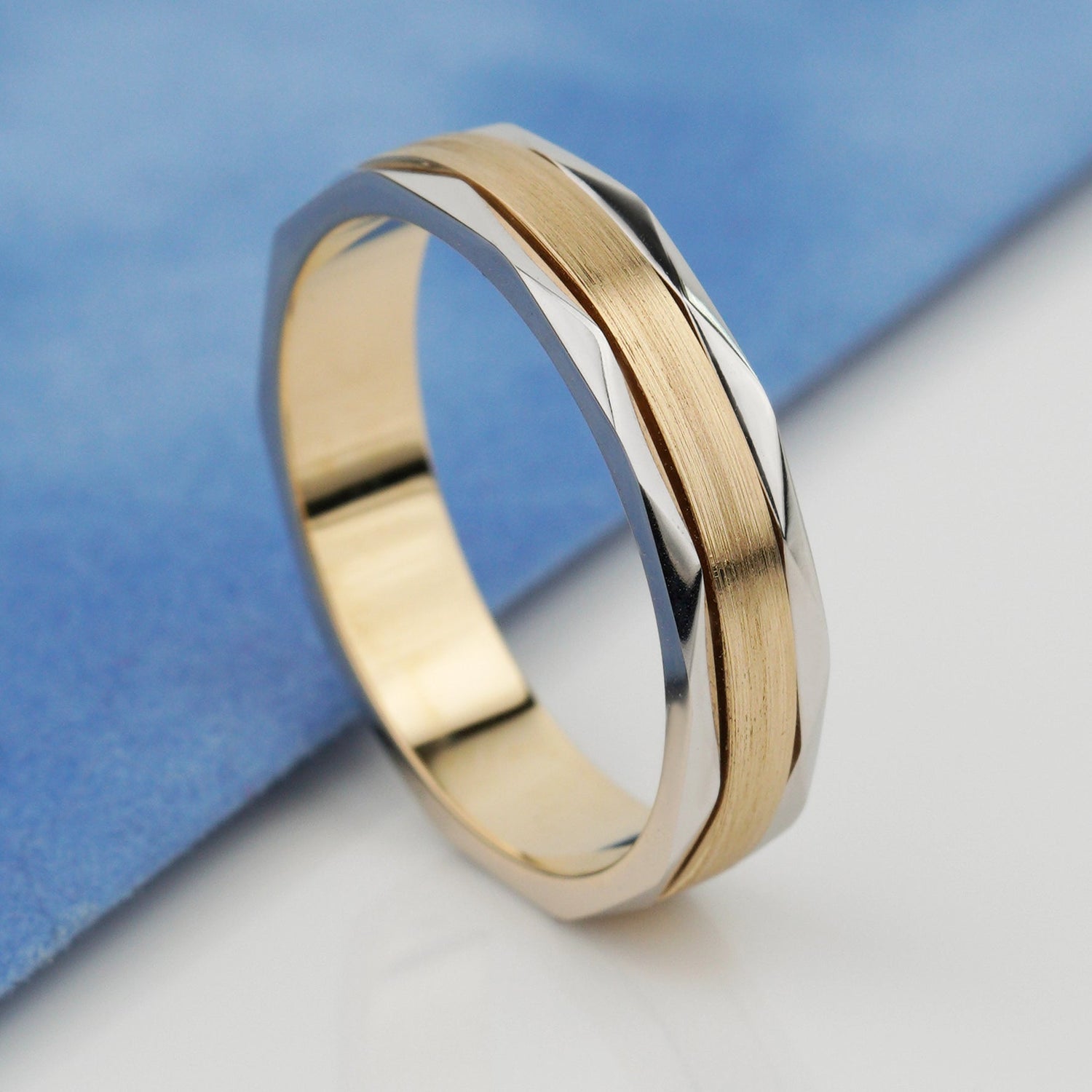 Men's wedding bands