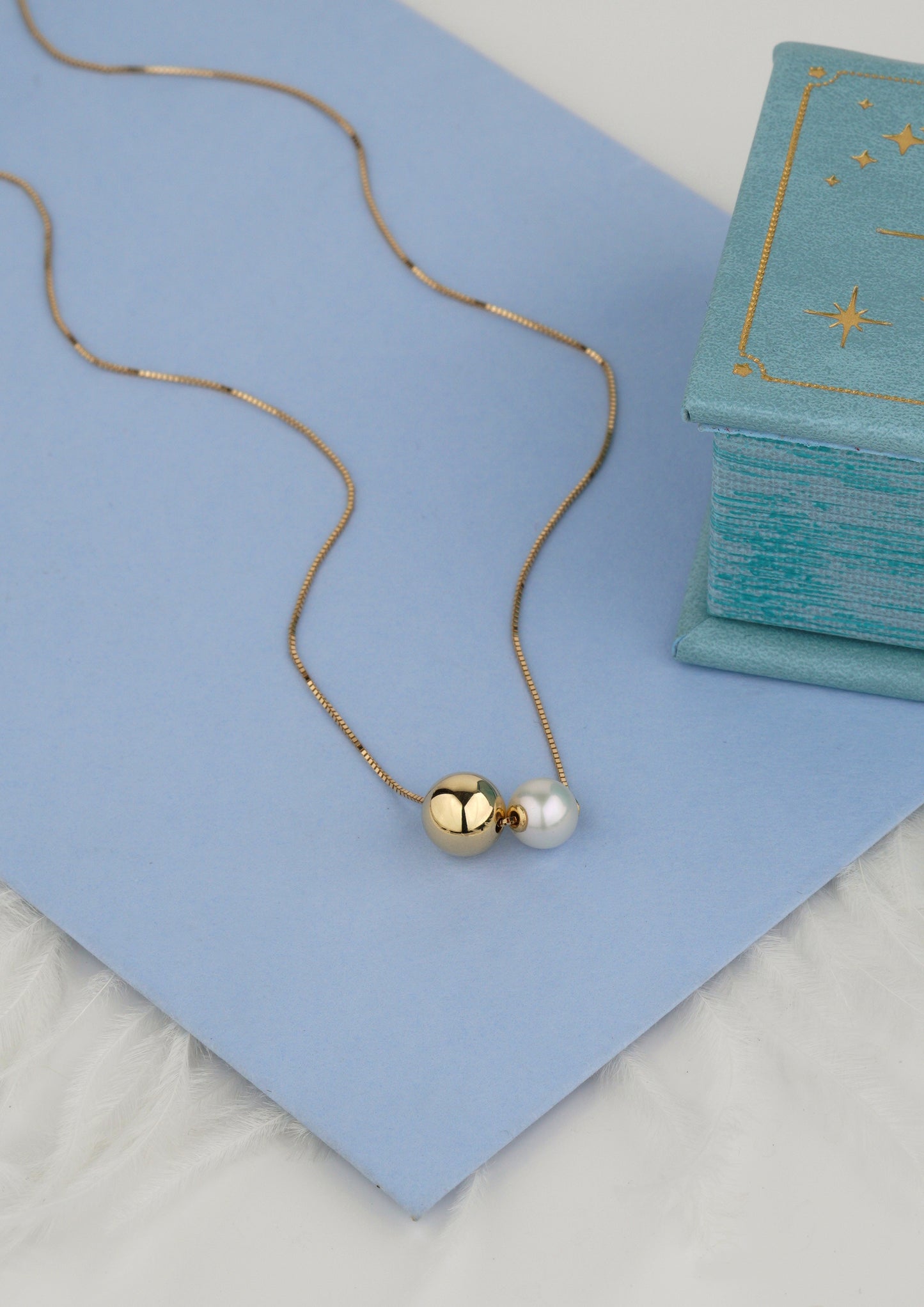 14k gold pearl and ball necklace