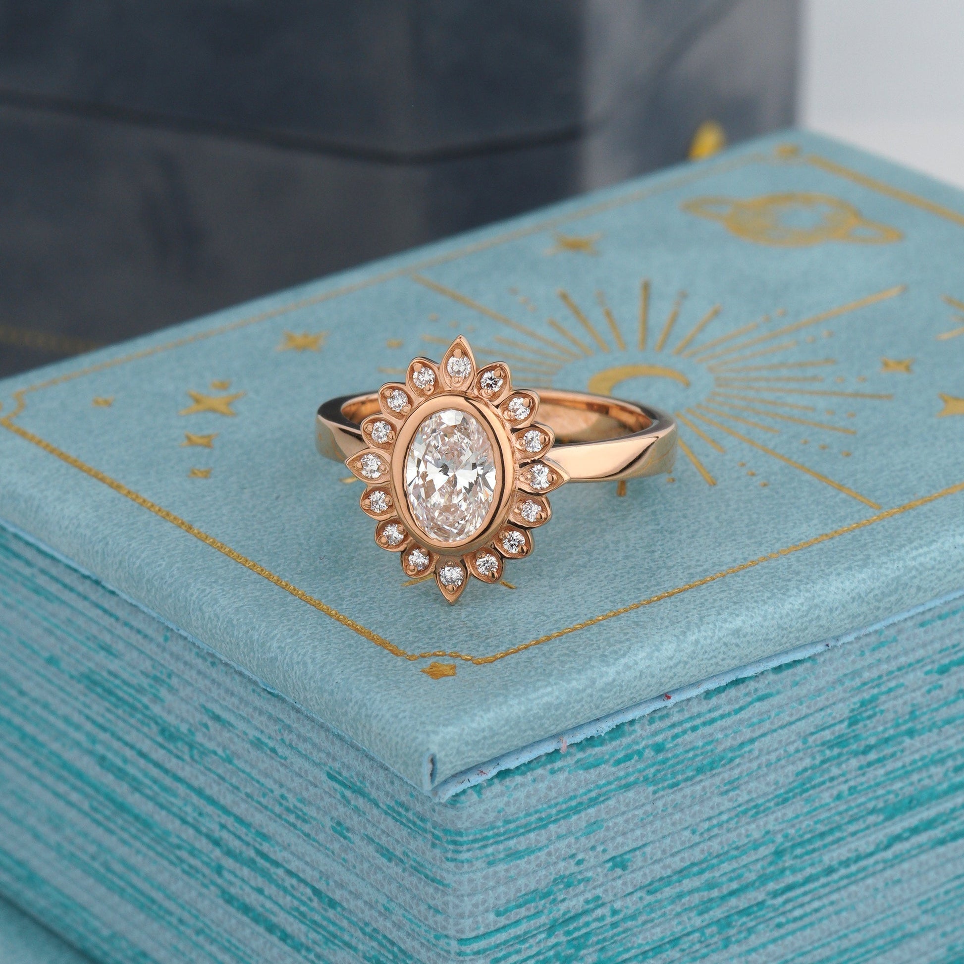 Rose gold ring with a diamond -charm of antique jewelry