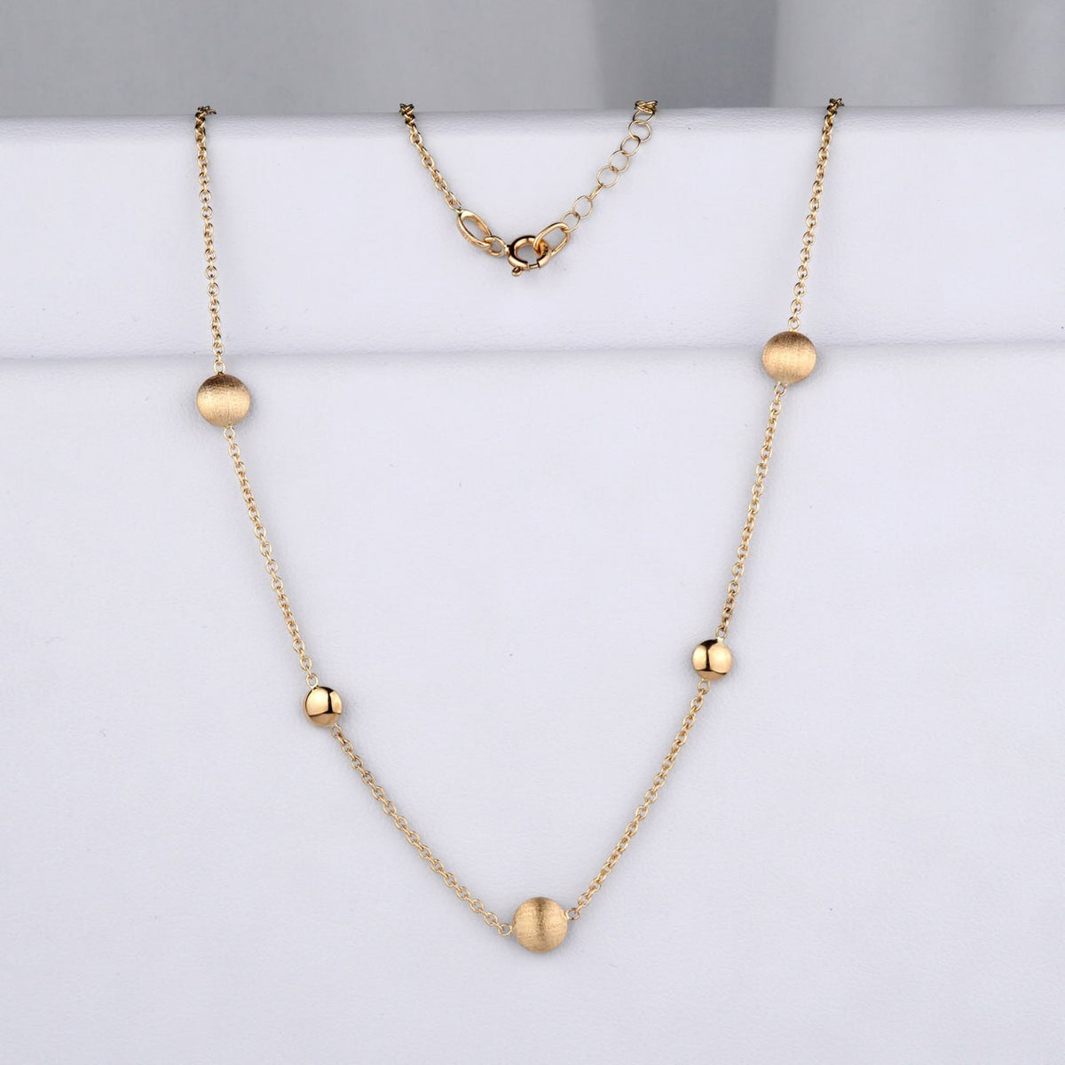 solid 14k yellow gold-minimalist necklace -Style: Circle bead station chain
Length: 42 cm + 3 cm adjustable