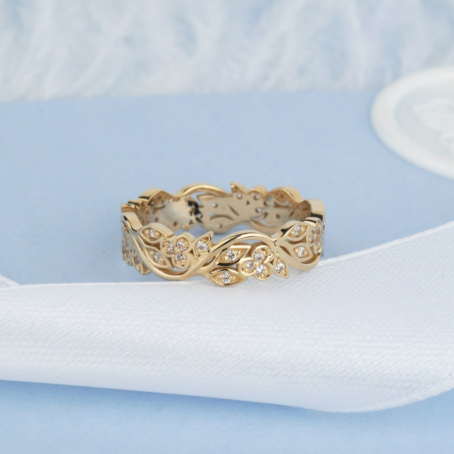 Gold ring with intricate design -gold flower ring -floral wedding band