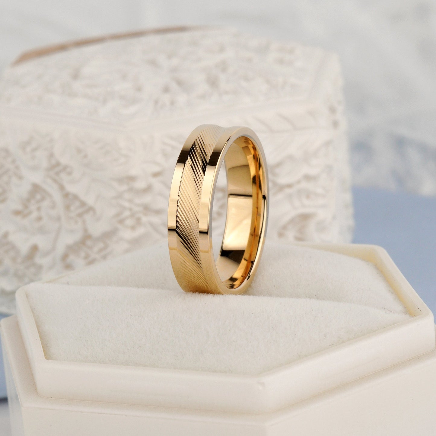 Gold ring -Minimalist Gold Wedding Rings -Women's ring width: 5 mm