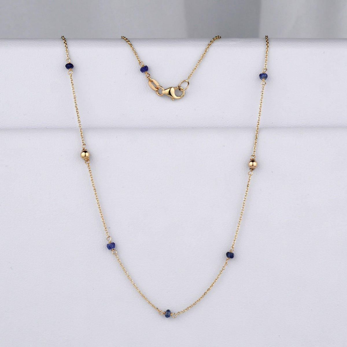 everyday gold necklace
adjustable gold necklace
gold sapphire necklace-Length: 42 cm + 3 cm adjustable
Weight: 2.0–2.1 g