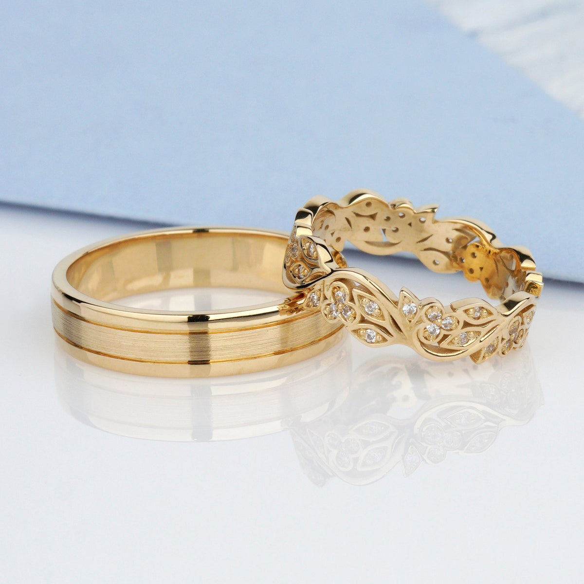 Wedding bands set with floral design - rustic wedding bands, couple ...