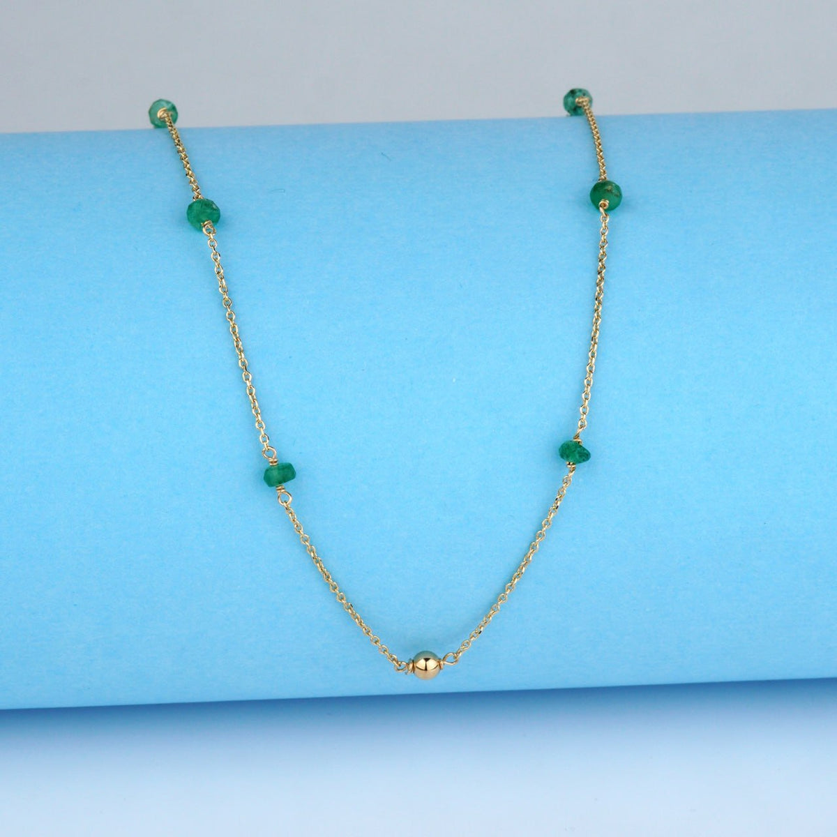 minimalist gold necklace-solid gold necklace-green gemstone necklace-layering necklace
