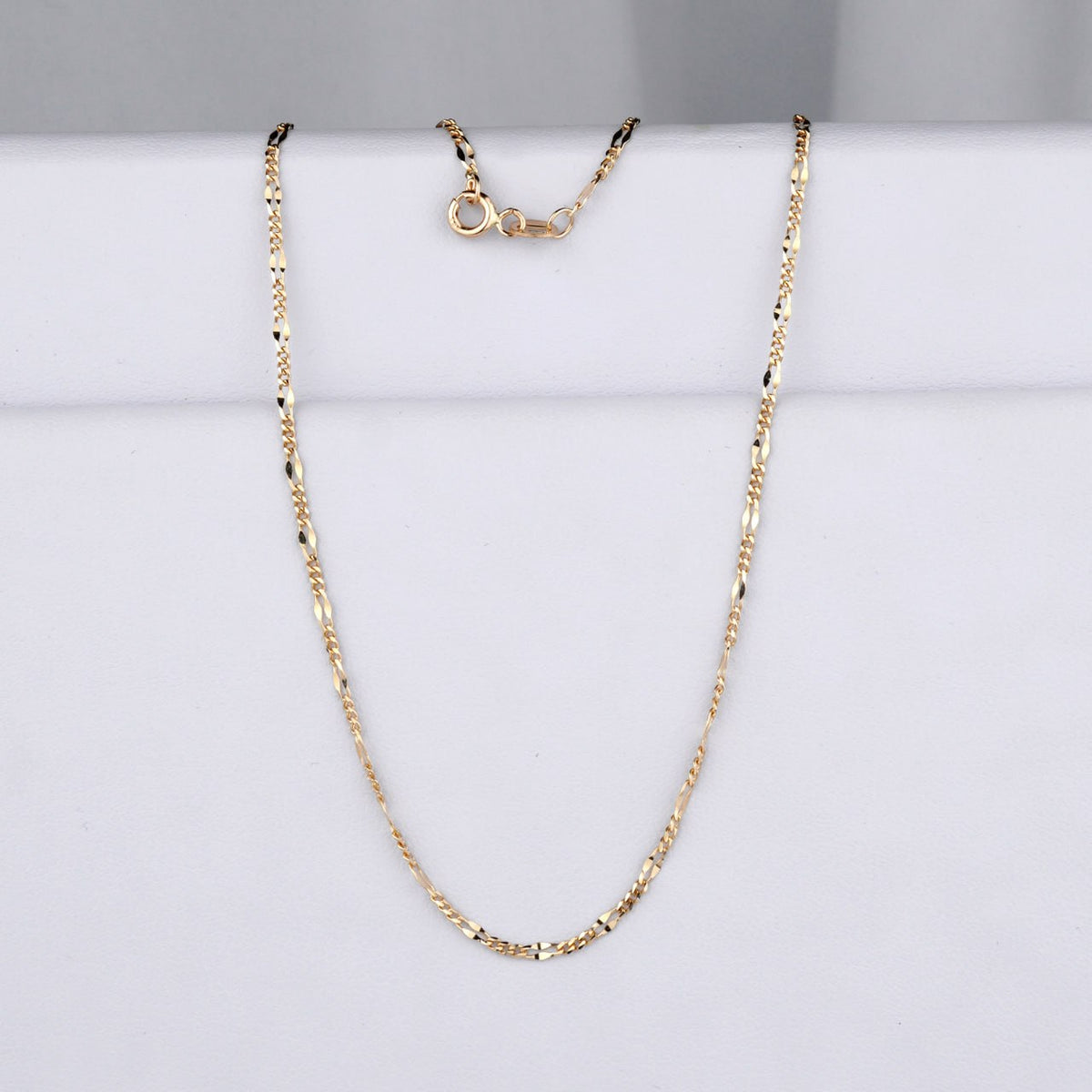 delicate gold chain-women's gold necklace-layering chain necklace