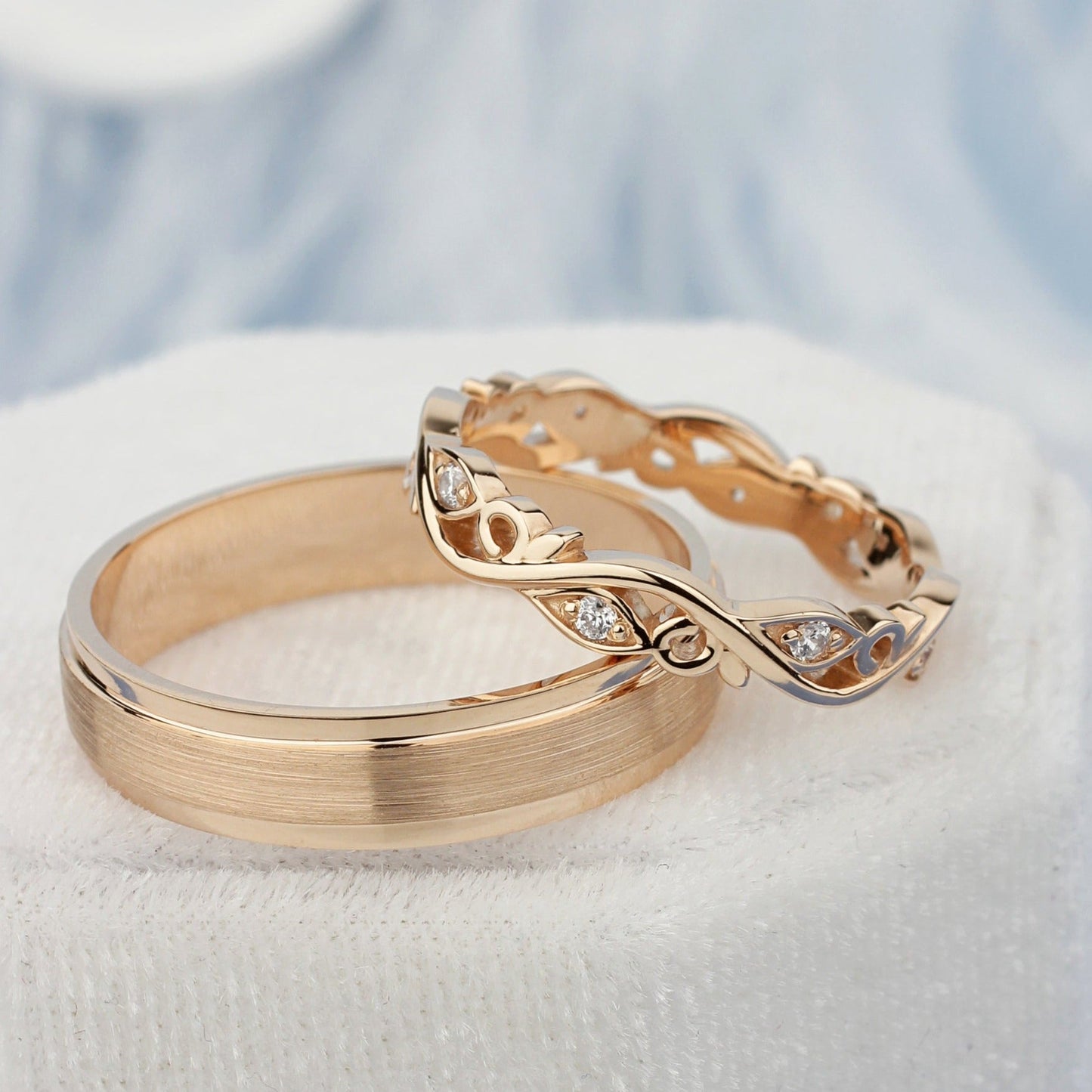 His and hers wedding bands set - couple rings - couple wedding bands - diamond gold band - escorialjewelry