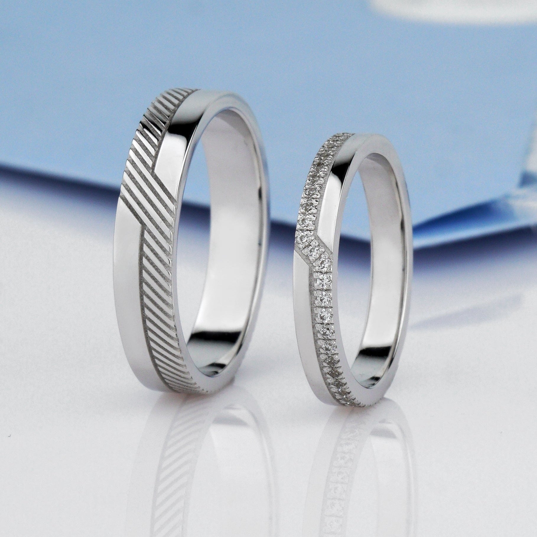 His and hers wedding rings set - couple rings - couple wedding bands - curved wedding bands - escorialjewelry