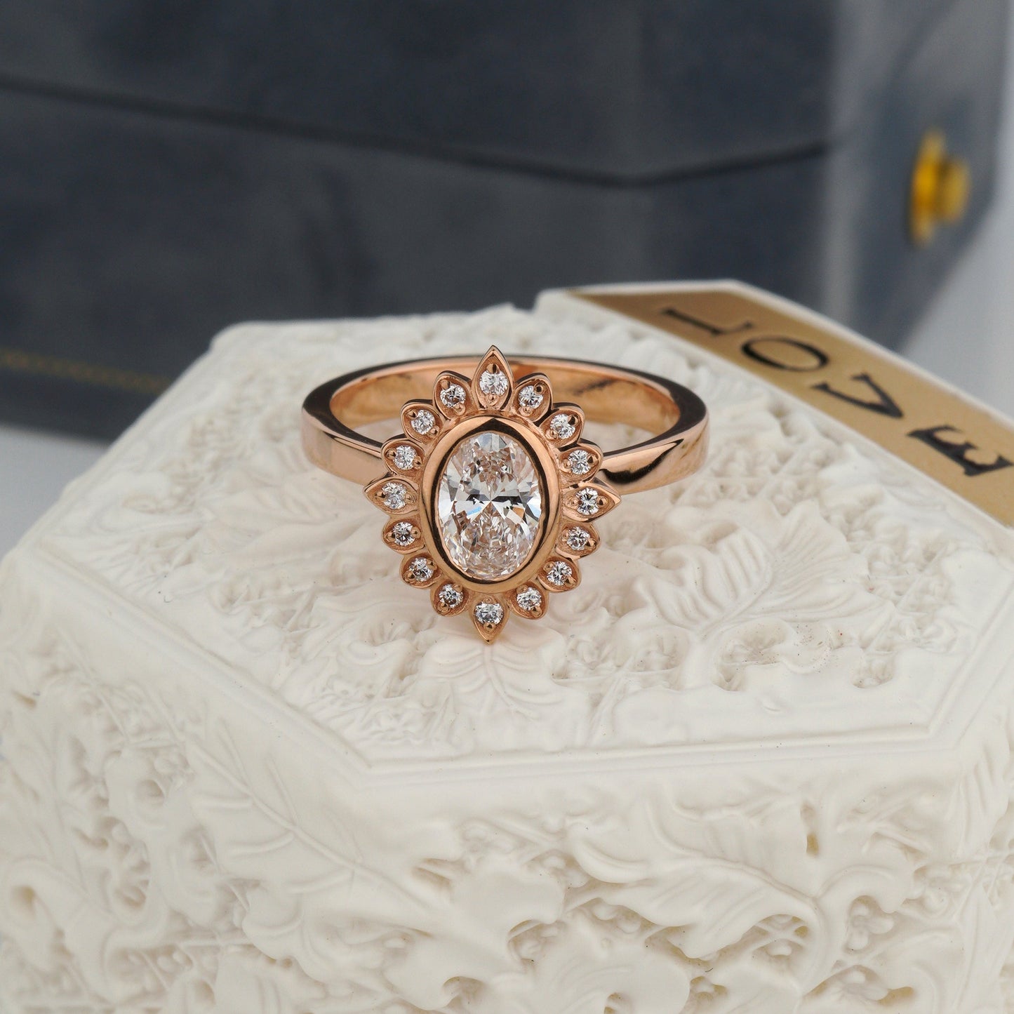 Rose gold ring with a diamond -Center stone: IGI certified oval lab-grown diamond — 0.74–0.75 ct, VVS2 / D color