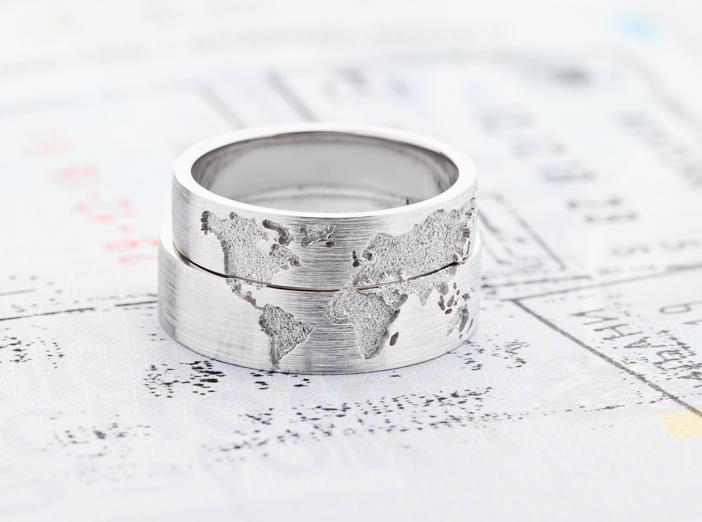 world map wedding bands, gold wedding rings, wedding rings set, matching wedding bands, couple wedding rings