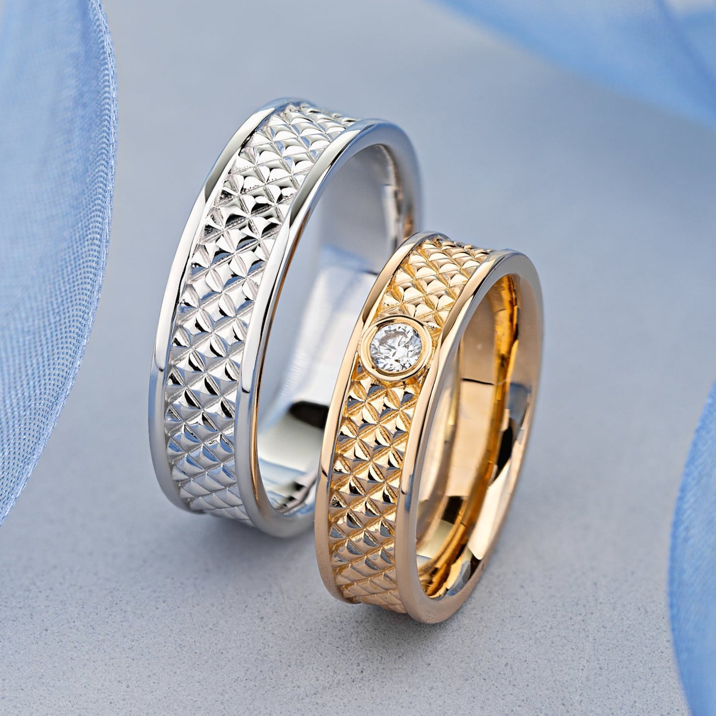 Unique wedding rings. Couple wedding rings. Matching wedding rings set. wedding band set his and hers. Gold wedding rings with diamond.