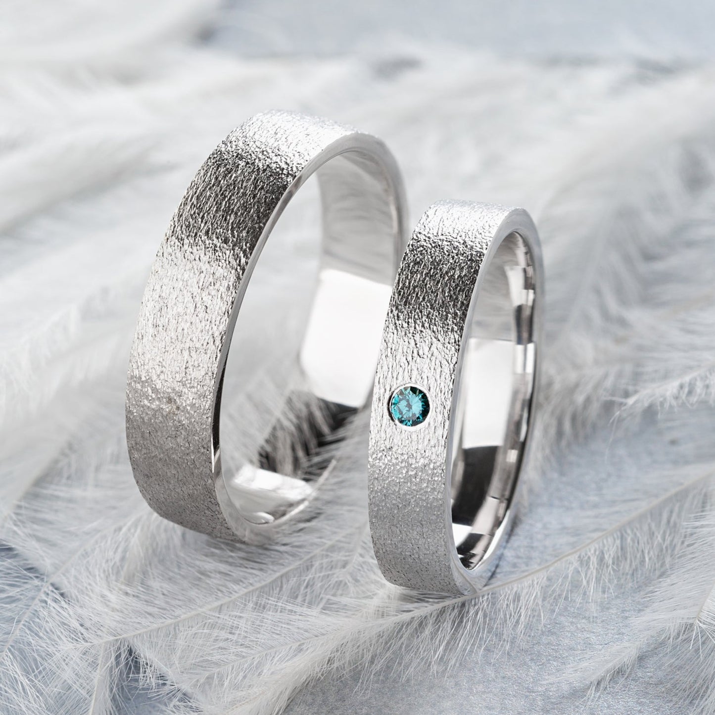 Textured wedding bands with blue diamond. Unique wedding bands. Couple rings. Wedding rings set. Matching wedding rings. White gold rings. Blue diamond wedding bands. Couple rings set